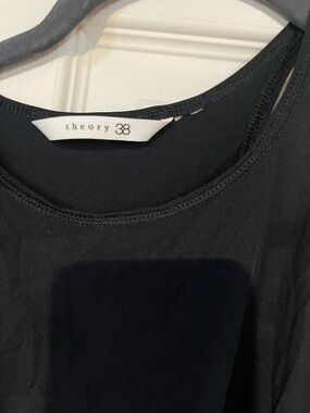 Theory Black Women's Scoop Neck Tank Top